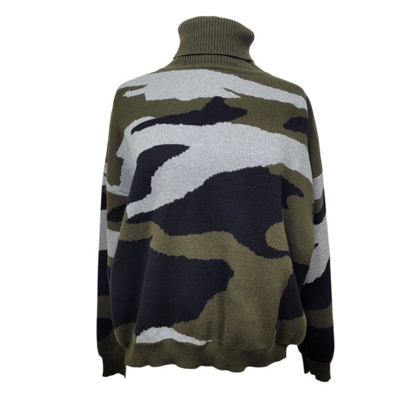 Karlie Camouflage Turtleneck Sweater Size Medium - Picture 1 of 8